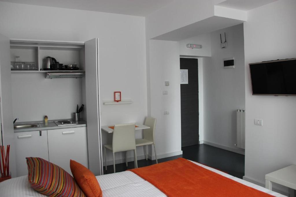 Living Aparthotel Bukarest Exterior foto