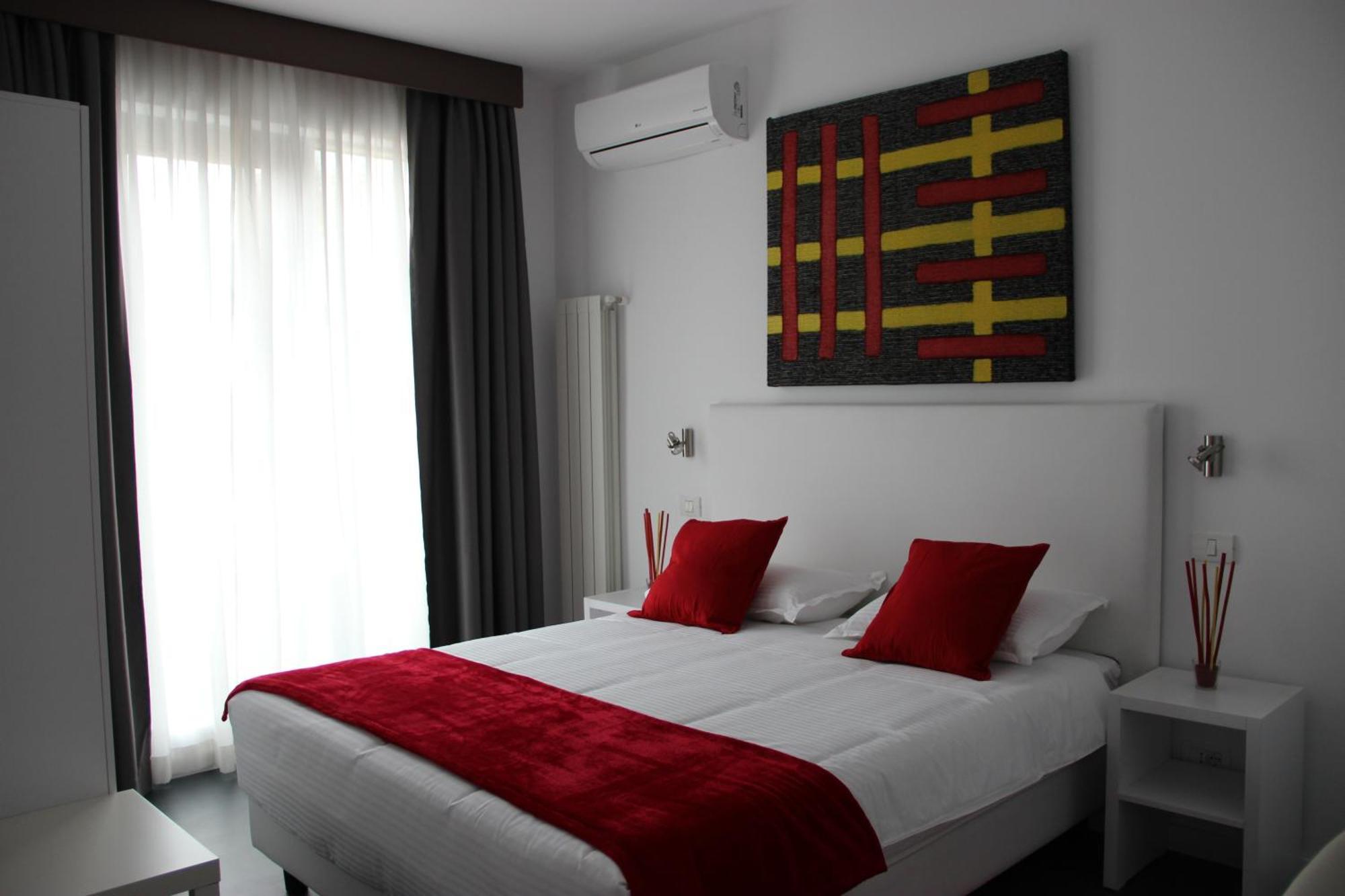 Living Aparthotel Bukarest Zimmer foto