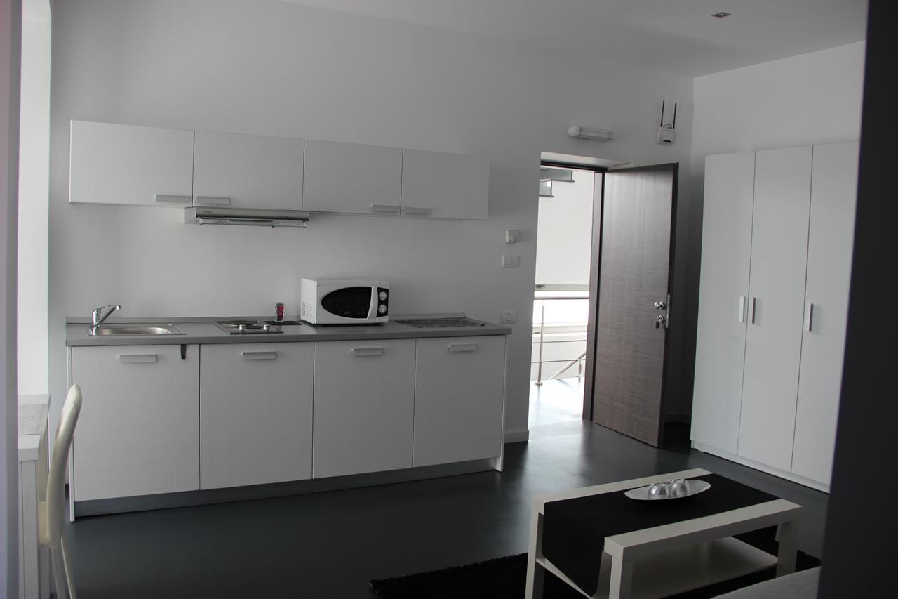 Living Aparthotel Bukarest Zimmer foto