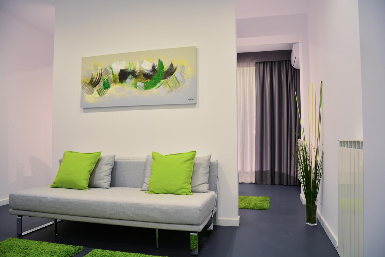 Living Aparthotel Bukarest Exterior foto