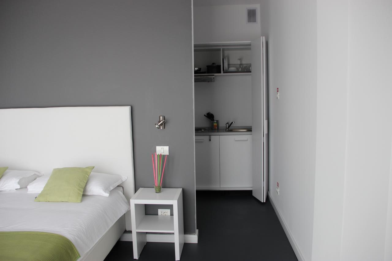 Living Aparthotel Bukarest Exterior foto